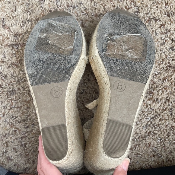 Wedges - Picture 6 of 11